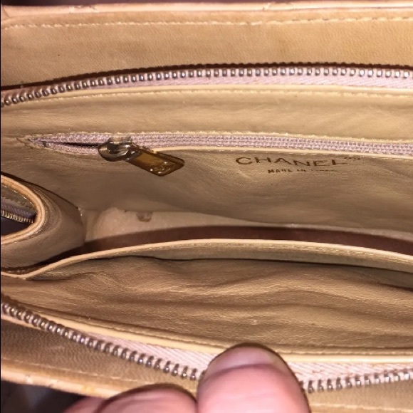 authentic CHANEL vintage Zip Top 3 Section SATCHEL - Picture 5 of 13